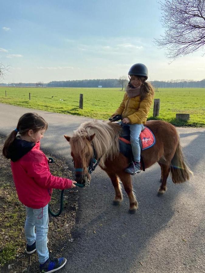 Hoevetoerisme Op 'T Zand Villa Pelt ภายนอก รูปภาพ